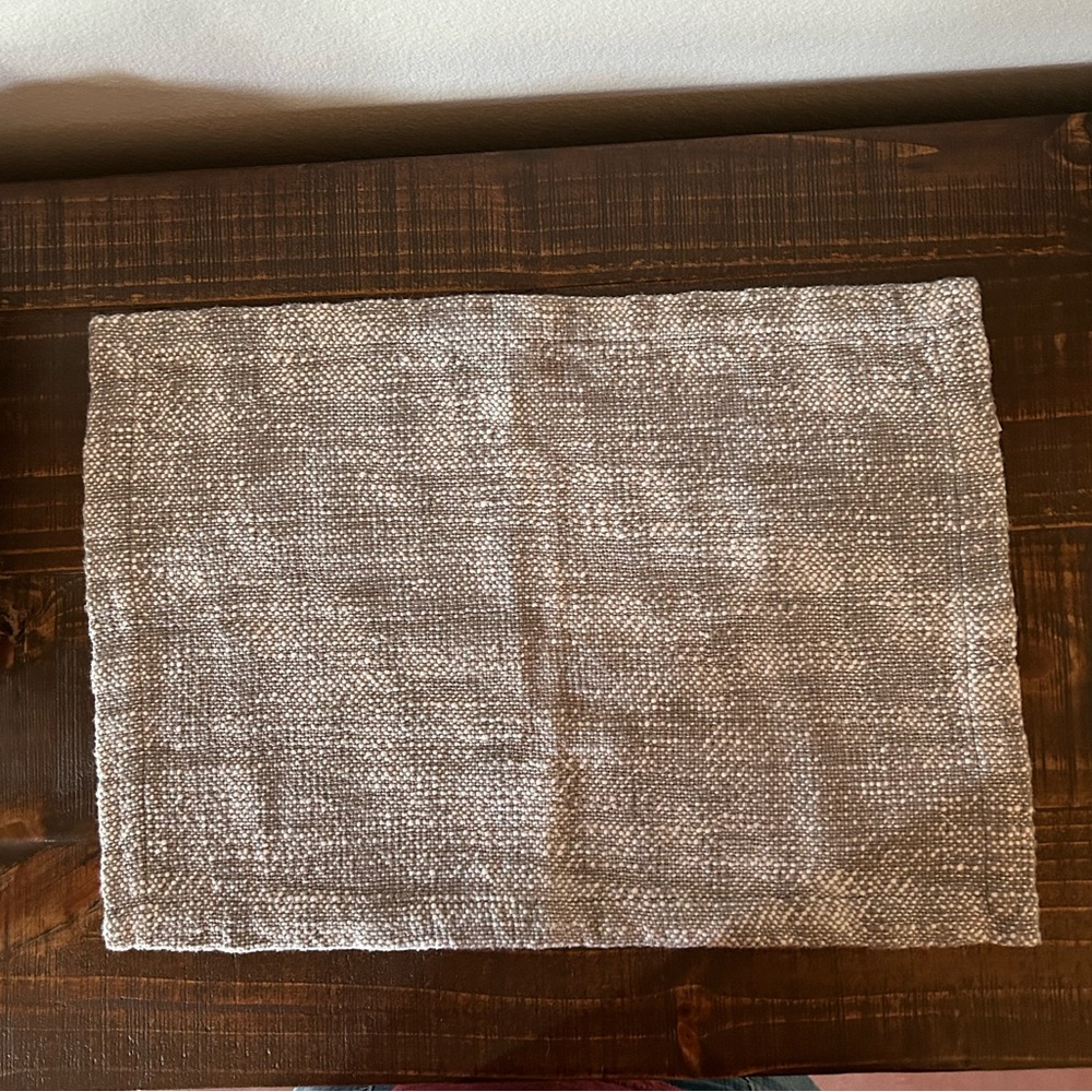 Split P Table Napkins/Placemat Set